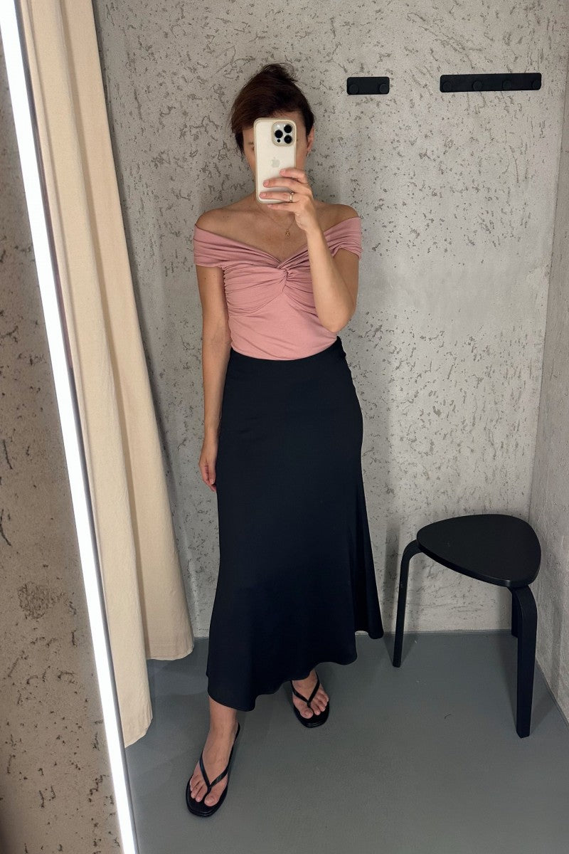 Off-the-shoulder blouse with a wrap, dusty pink