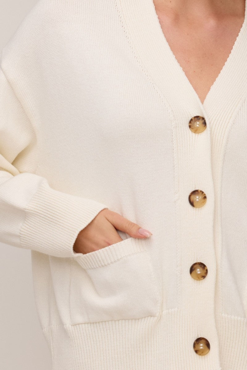 Creamy white cardigan with pockets
