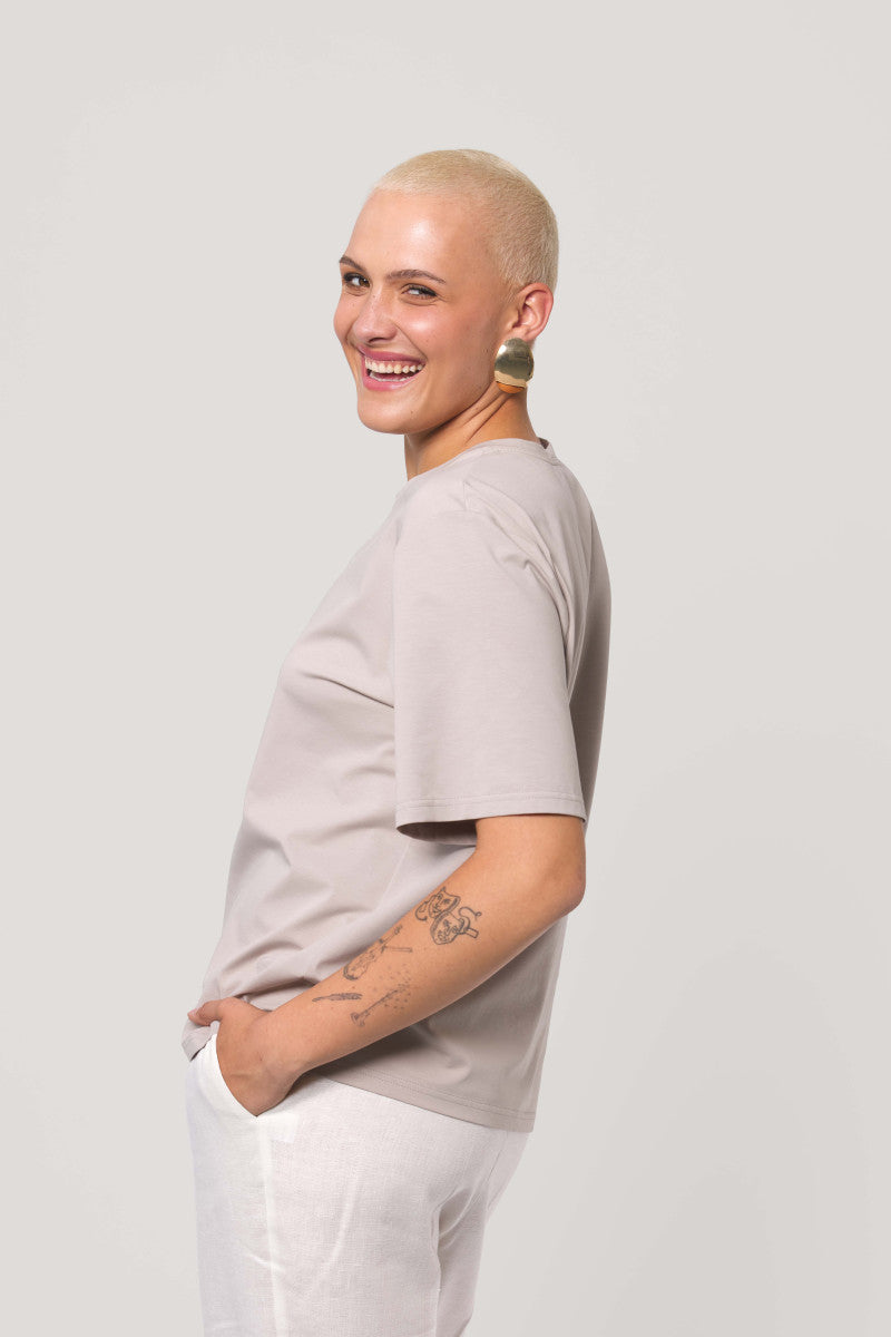 Basic boxy taupe t-shirt
