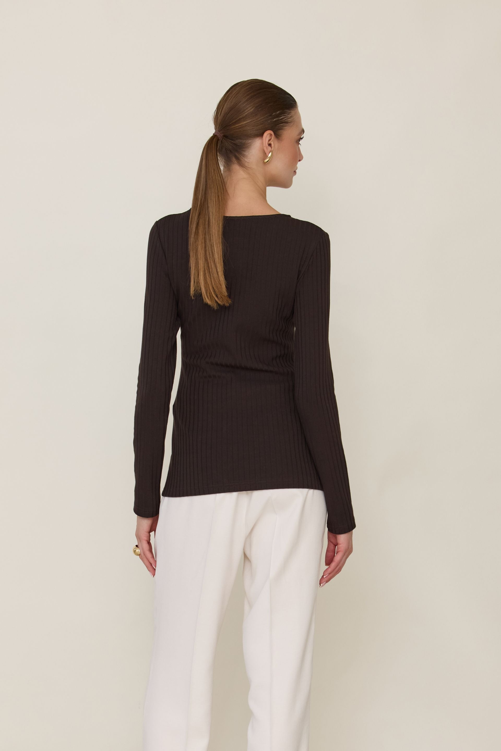 Longsleeve w szerszy prążek gorzka czekolada