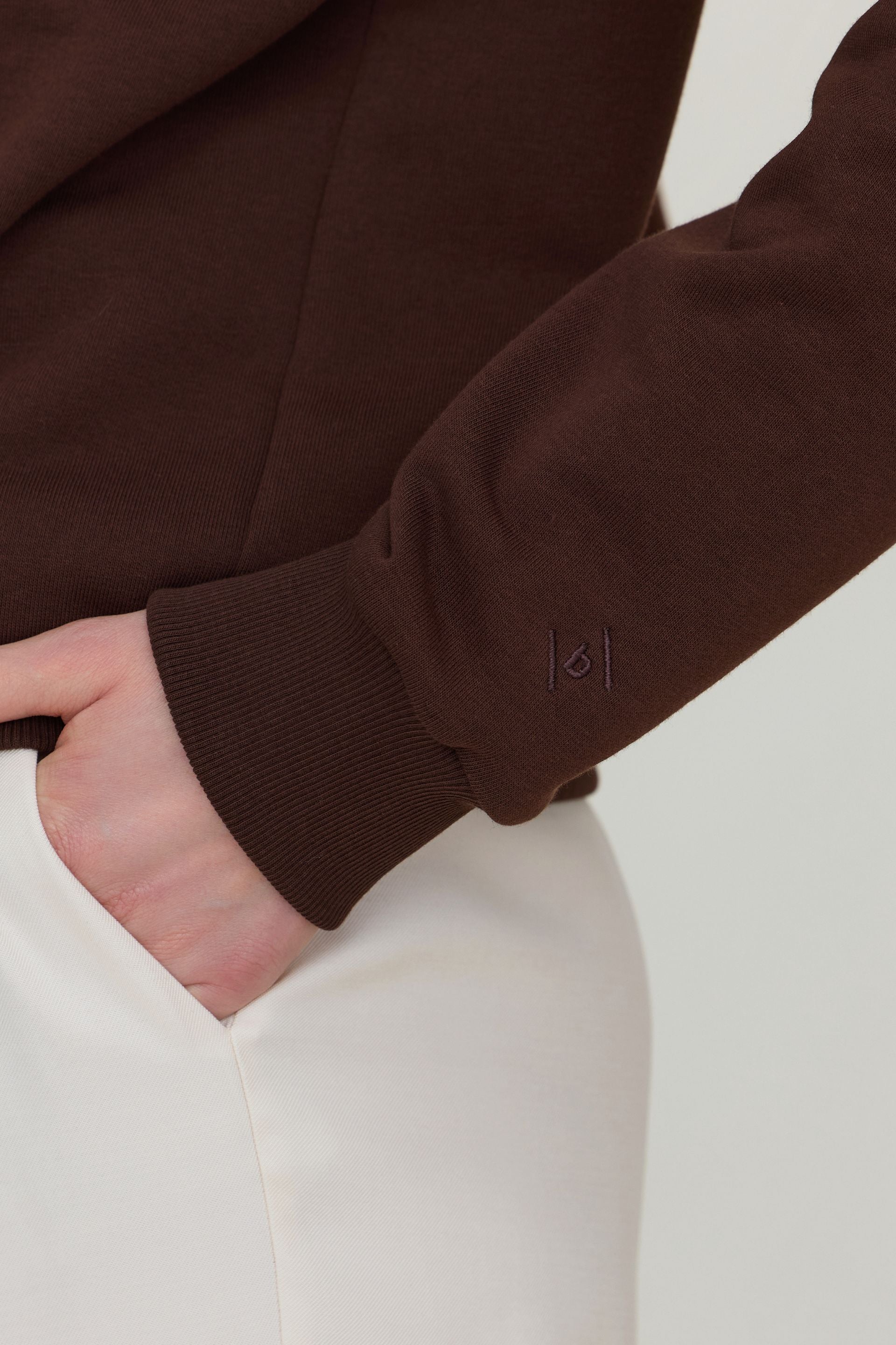 Bluza basic gorzka czekolada