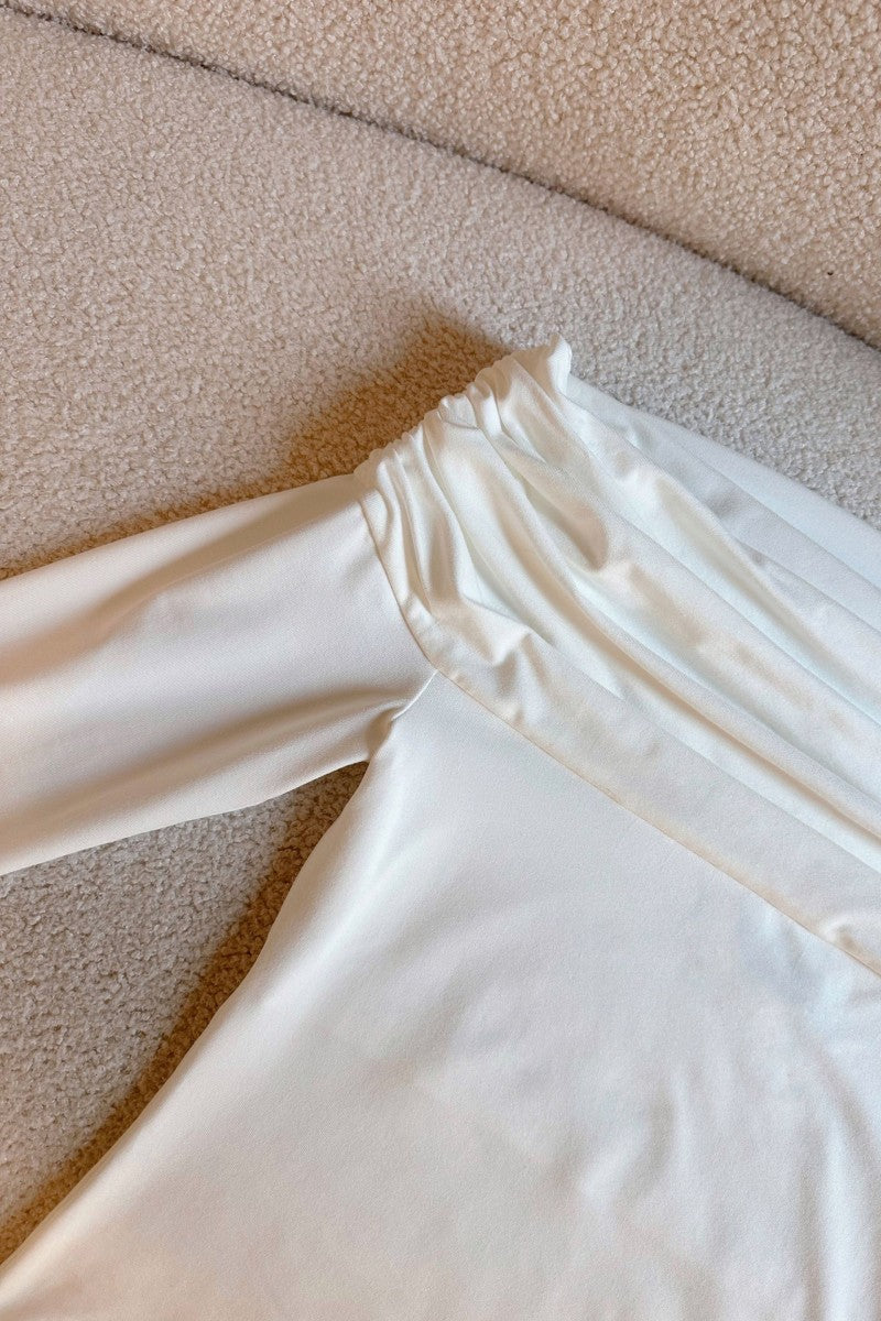 Cream white long sleeve Spanish blouse